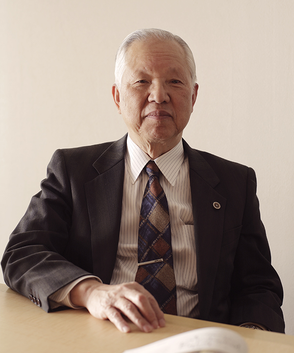 Toshio Kawamura